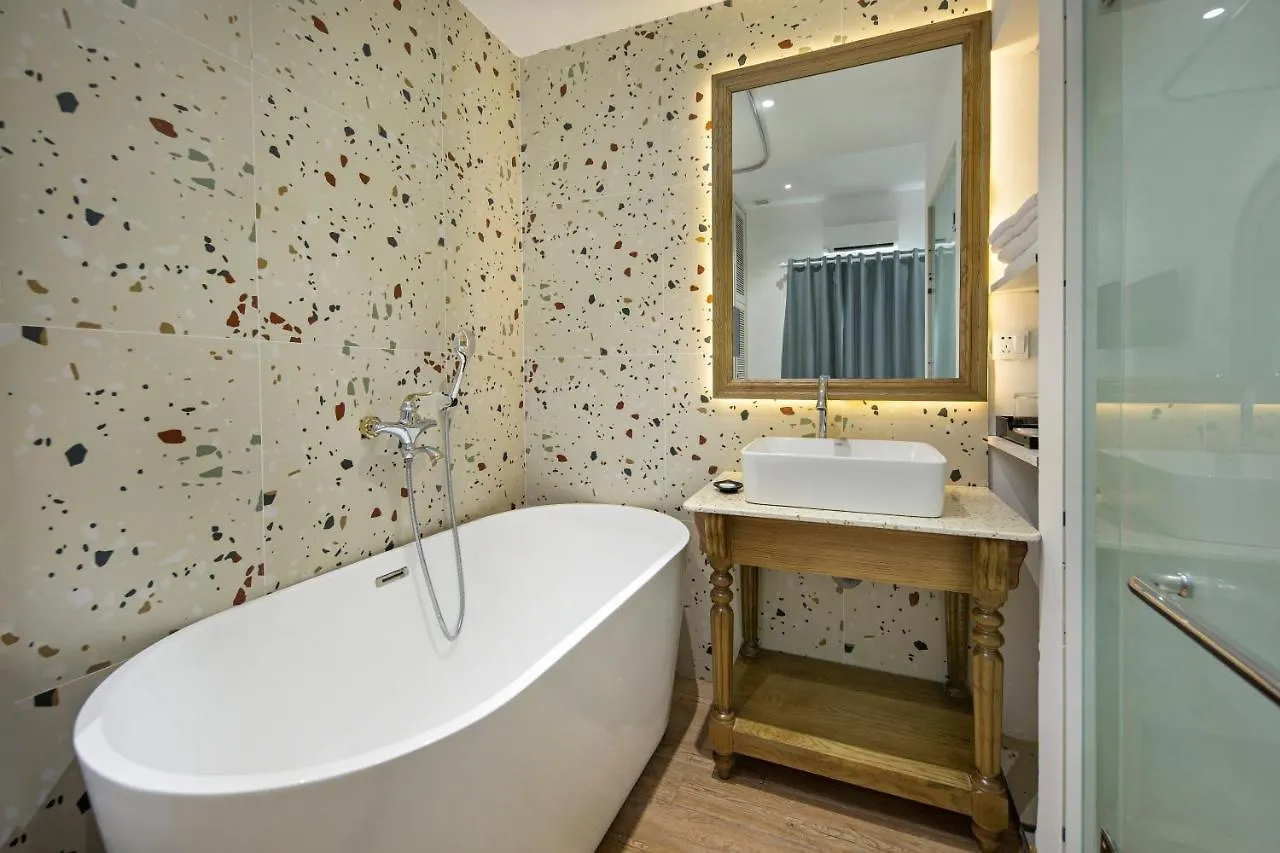 Adaline Hotel & Apartment Da Nang